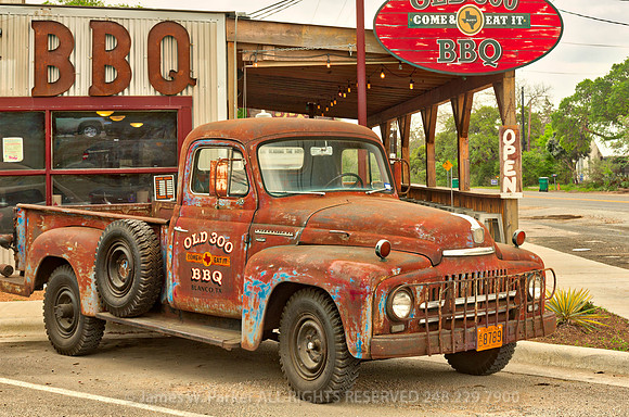 Old 300 BBQ