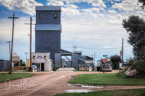 Rancher Feed & Seed
