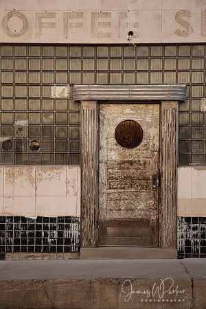 Deco Door