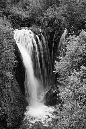 Roughlock Falls